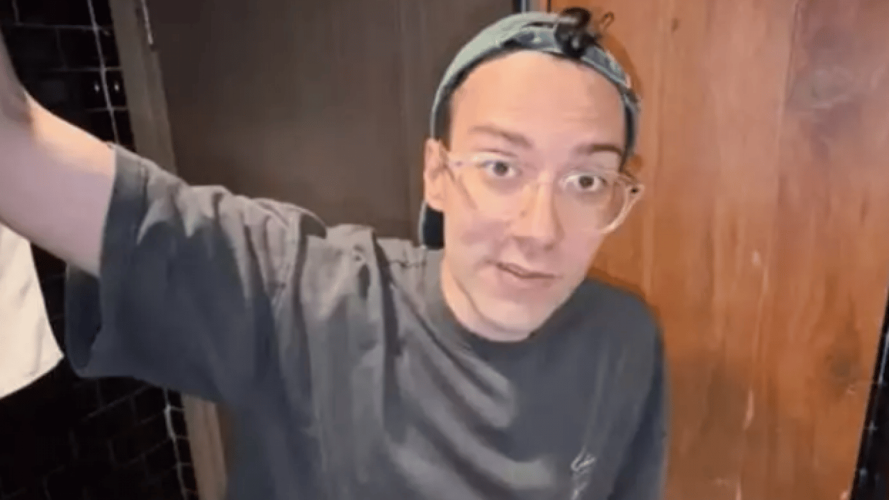 Foto - Youtube kanalını aniden kapatmıştı: Enes Batur 24 saatte servet kazandı!