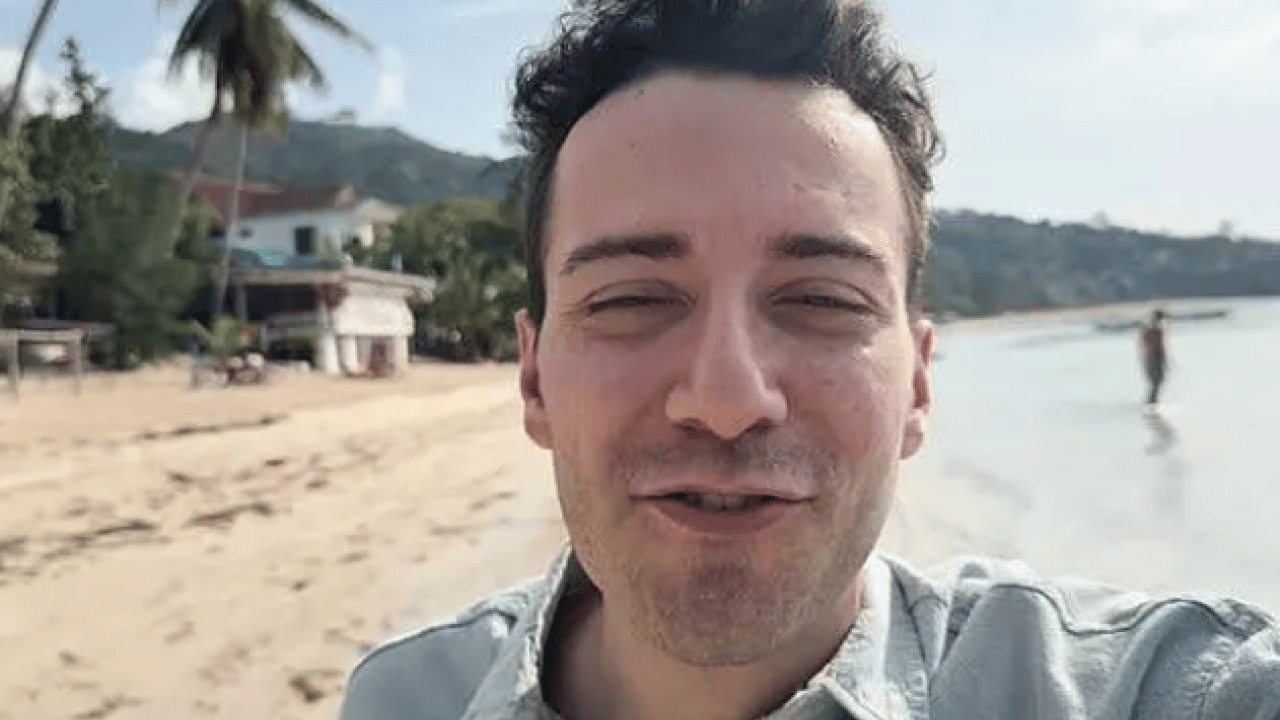 Foto - Youtube kanalını aniden kapatmıştı: Enes Batur 24 saatte servet kazandı!