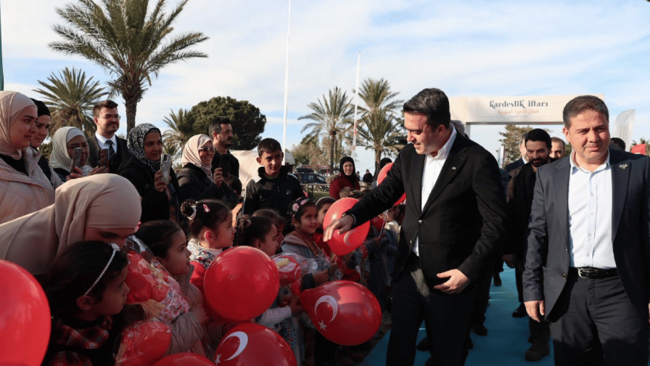 Foto - YTB’den Bayırbucak’ta 500 Kişilik Kardeşlik İftarı