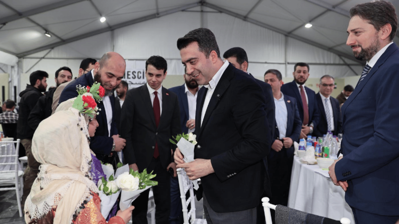 Foto - YTB’den Bayırbucak’ta 500 Kişilik Kardeşlik İftarı