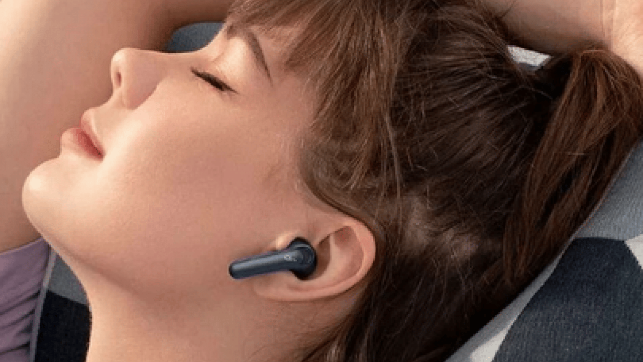 Foto - Yüksek sesle kulaklık kullanımı... Uzmana mutlaka kulak vermelisiniz artık...