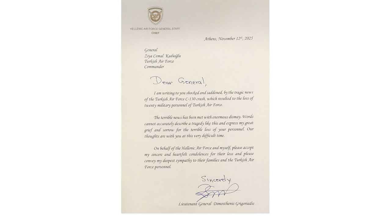 Foto - Yunan basınından Türkiye tepkisi: Paylaşımı neden sildiniz?