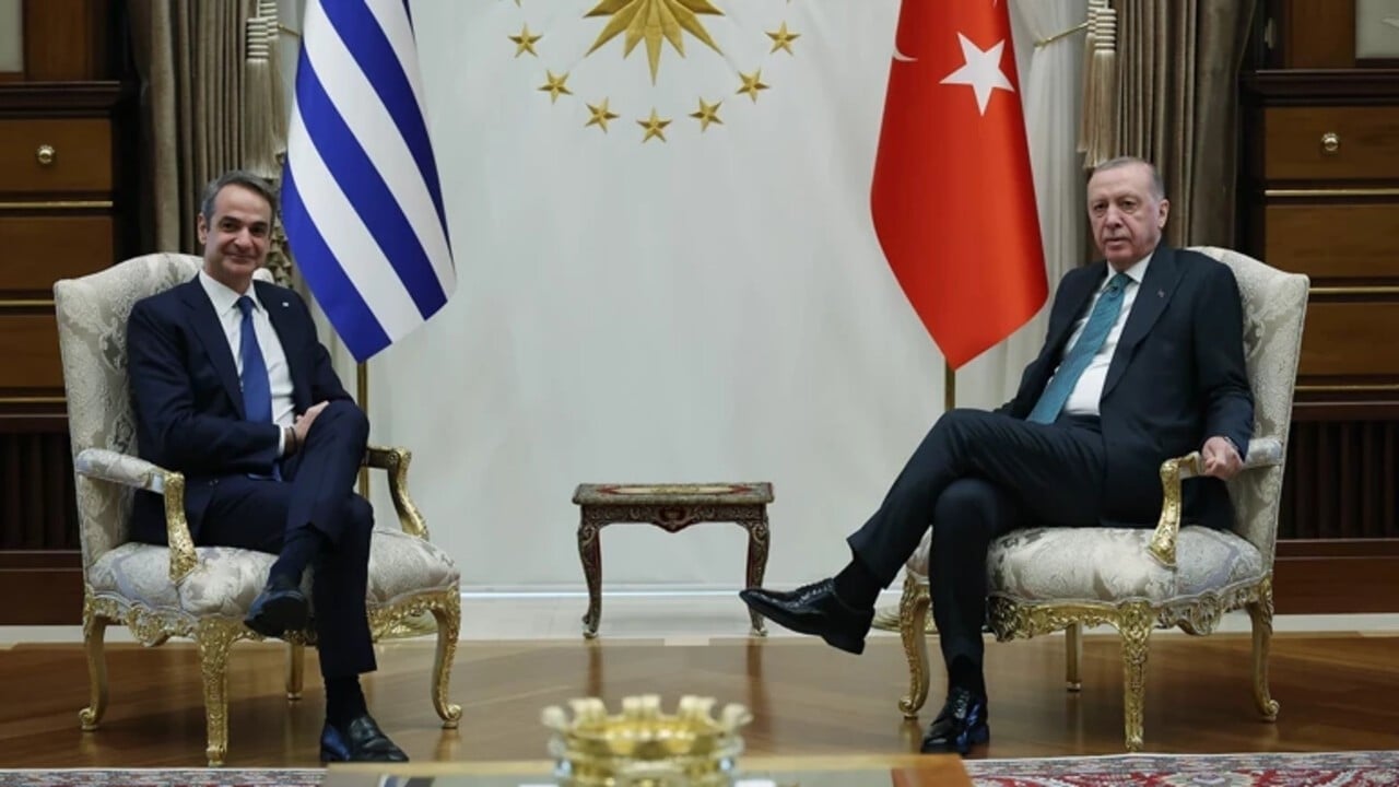 Foto - Yunan muhalefeti resmen çılgına döndü: Mecliste kaplan kesilen Miçotakis, Erdoğan karşısında sessizliğe gömüldü