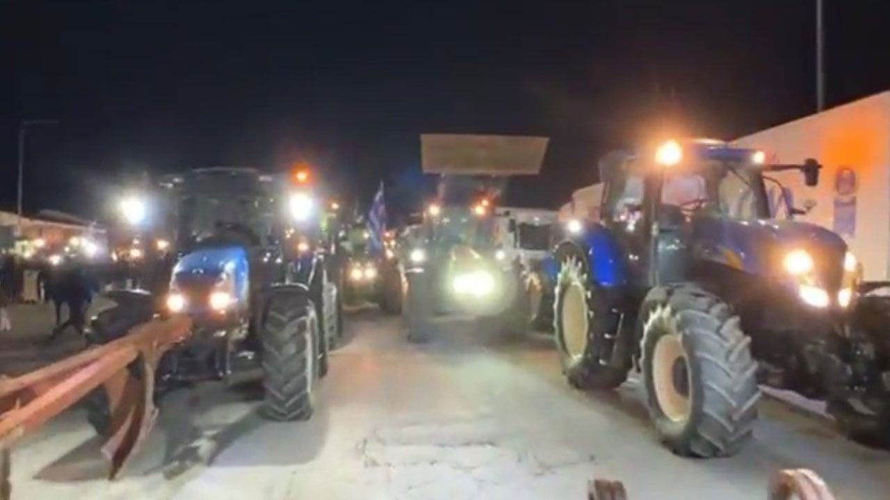 Foto - Yunan sınırında kriz büyüyor! Çiftçi eylemi İpsala’yı kilitledi