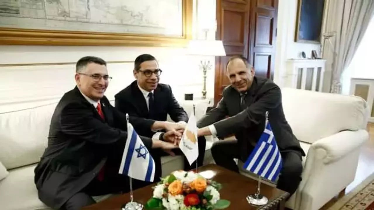 Foto - Yunanistan duyurdu: Türkiye'yi çıkarmak için onlarla savunmaya geçeceğiz