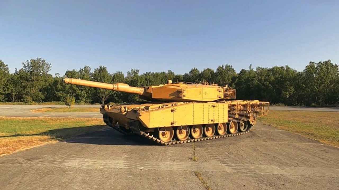 Foto - Yunanistan en büyük müttefikini kazıklamaya kalktı: Bitik savaş tanklarını verme planı reddedildi