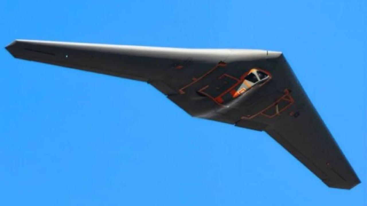 Foto - Yunanistan semalarında görünmez hareketlilik: Stratejik silah kadraja yakalandı