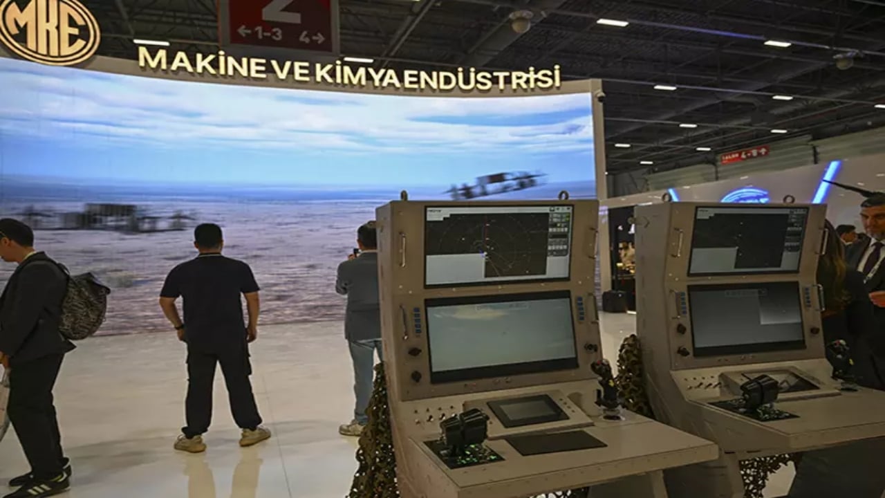 Foto - Yunanistan ve İsrail'e çifte darbe! "Bu işin kralı sizsiniz" deyip Türkiye’den hem şirket hem hava savunma sistemi istediler