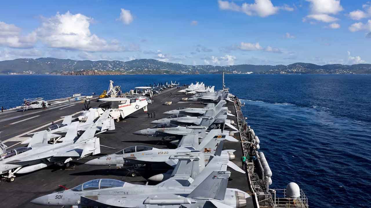 Foto - Yunanistan'da ABD savaş gemisi hareketliliği