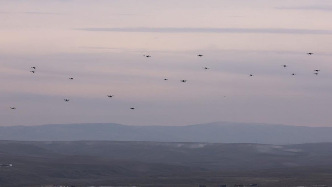 Foto - Yunanistan’da "KARGU" kâbusu! Türk sürüsü havada bölünüp aynı anda vurdu, milli İHA’nın testi Atina’yı titretti