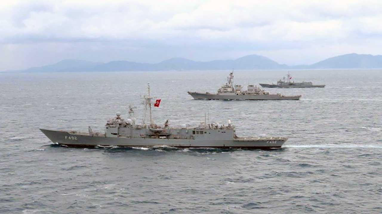 Foto - Yunanistan'ı ağlatan görüşme! Doğu Akdeniz korkusu