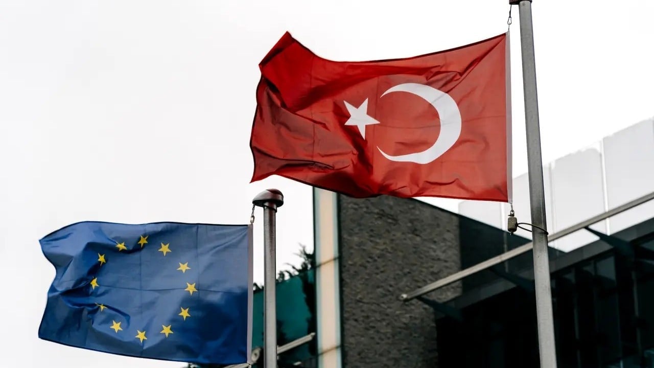 Foto - Yunanistan'ı hüsrana uğratacak uyarı: Engellemeye çalışıyorsunuz ama Türkiye'ye ihtiyacımız var