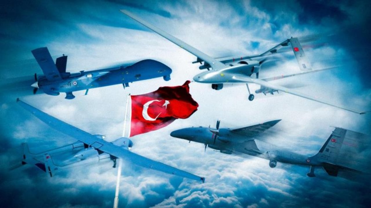 Foto - Yunanistan’ı Türk SİHA’ları korkusu sardı! Şaşkınlıklarını gizleyemiyorlar