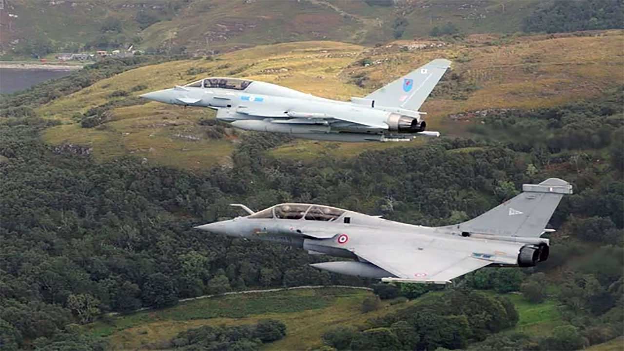 Foto - Yunanistan'ın gözü Eurofighter üzerinde! Rafale mi, Eurofighter mı? Yunan pilotlar daha iyiymiş(!)