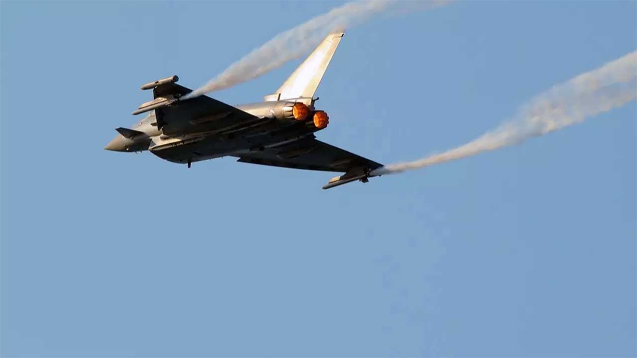 Foto - Yunanistan'ın gözü Eurofighter üzerinde! Rafale mi, Eurofighter mı? Yunan pilotlar daha iyiymiş(!)