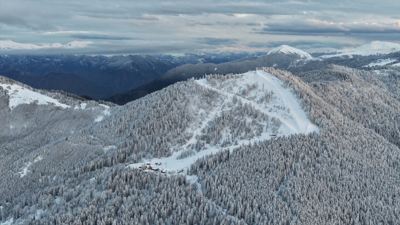 Foto - Yurdun bazı bölgelerinde kar yağışı etkili oluyor