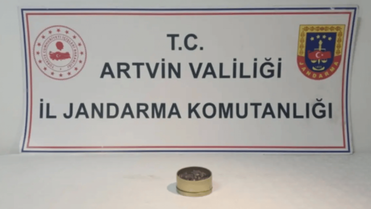 Foto - Yurt dışına kaçırırken yakalandı: Tam 557 bin lira ceza yedi!