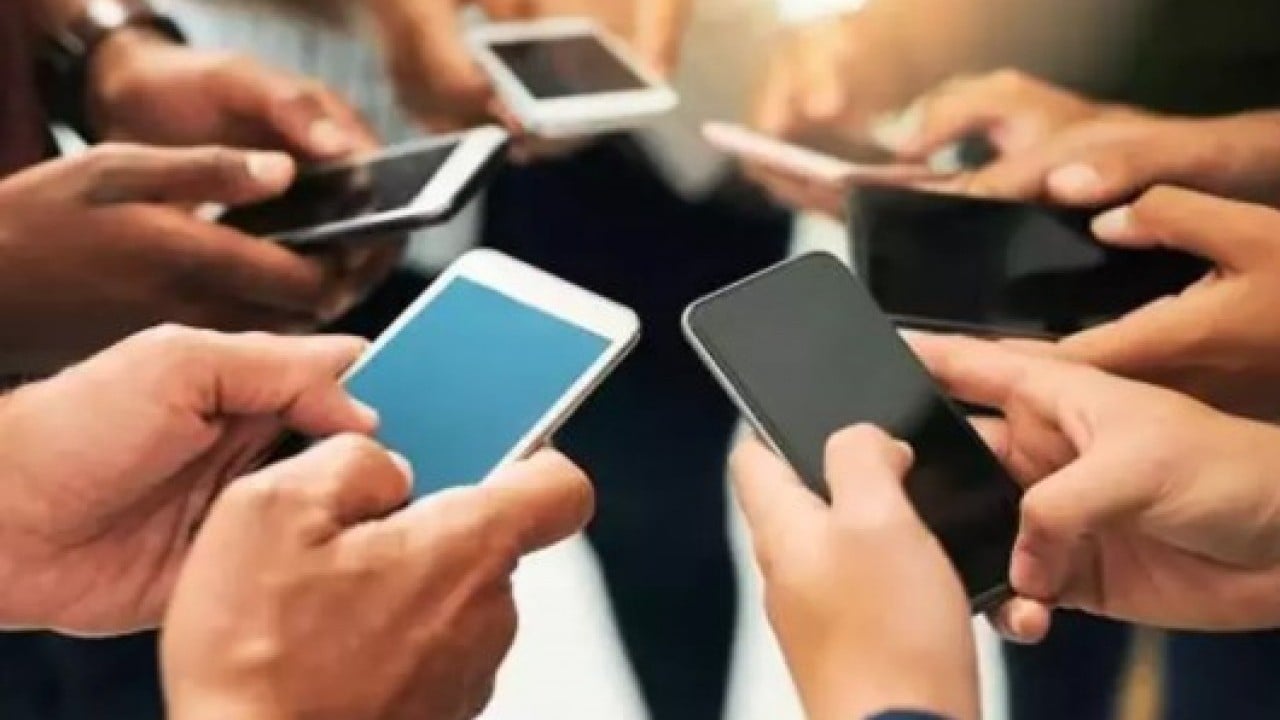 Yurtdışından telefon getirenler dikkat: 2026 IMEI kayıt ücretleri belli oldu!