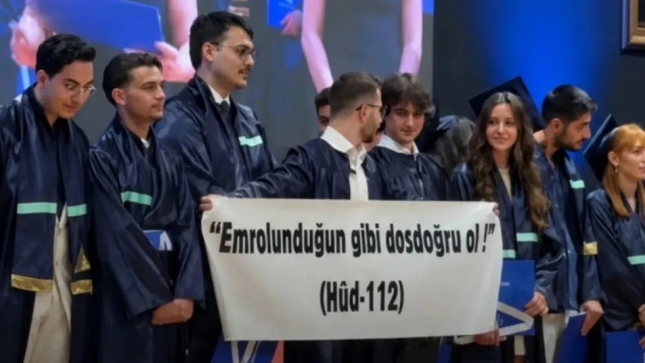 Foto - Yusuf Kaplan, 'Ülkeyi savaşmadan elimizden alıyorlar' diyerek uyardı: Hızla ve tam gaz bu noktaya sürükleniyoruz