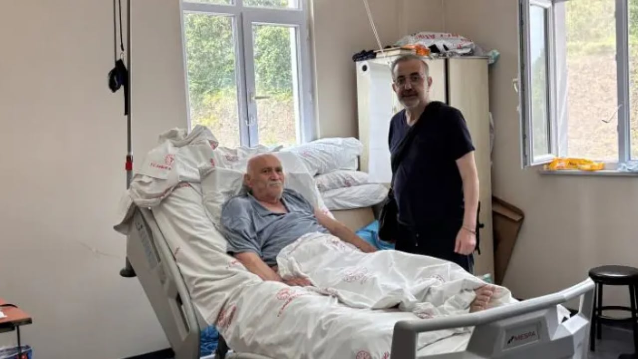 Foto - Yüzde 1 ihtimal vermediler: Kalbini çantasında gezdiriyor! 