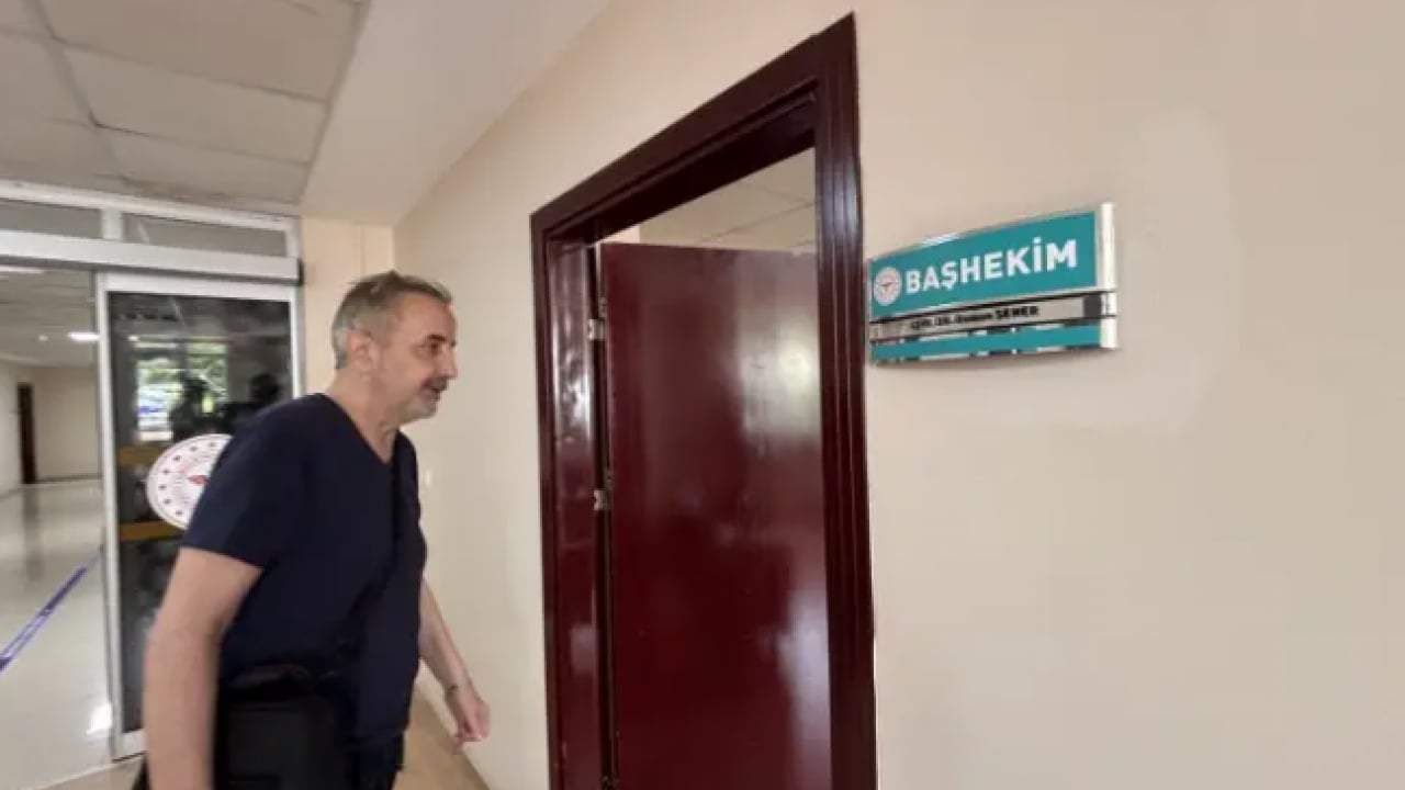Foto - Yüzde 1 ihtimal vermediler: Kalbini çantasında gezdiriyor! 