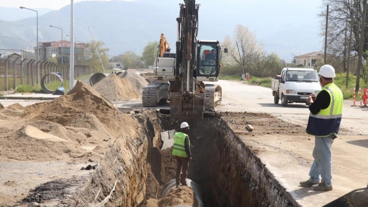 Foto - Yüzde 54 kayıp ve kaçak var Belediye Düzce'nin suyuna el attı