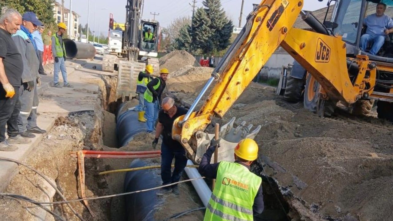 Foto - Yüzde 54 kayıp ve kaçak var Belediye Düzce'nin suyuna el attı