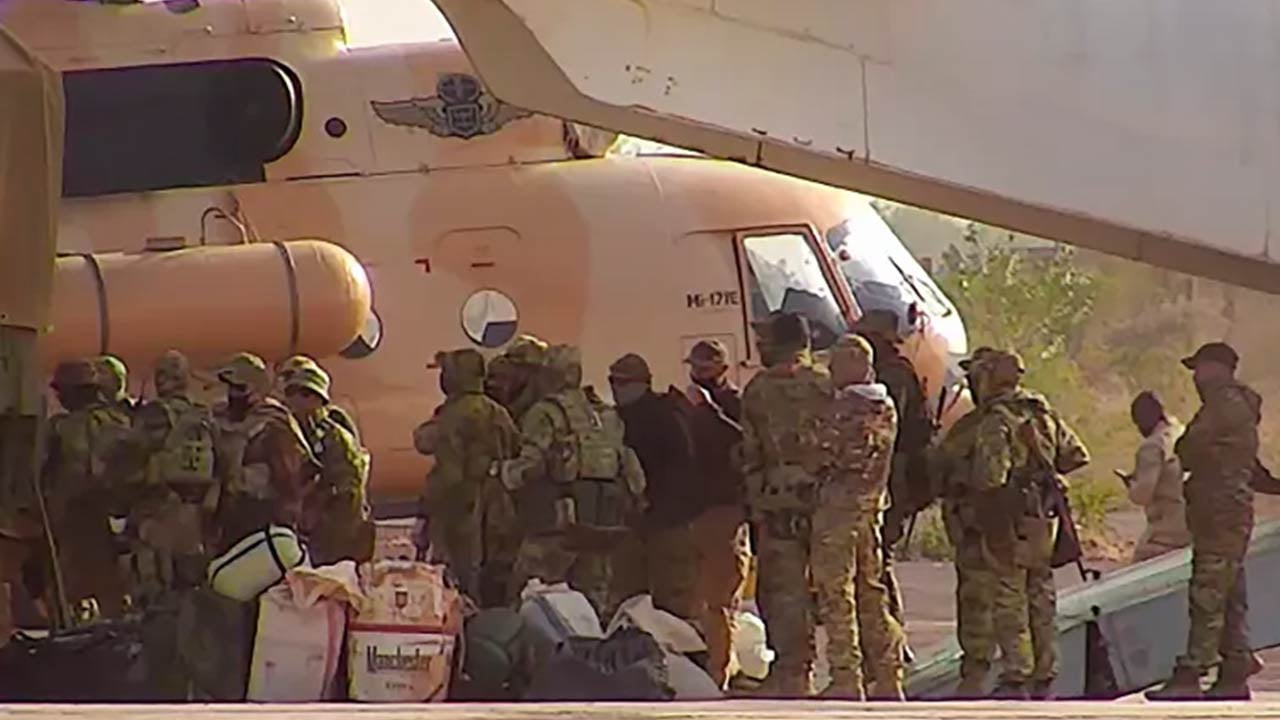 Foto - Yüzde 95’i Müslüman olan ülkede cuntacılar köy bastı! Çok sayıda ölü var