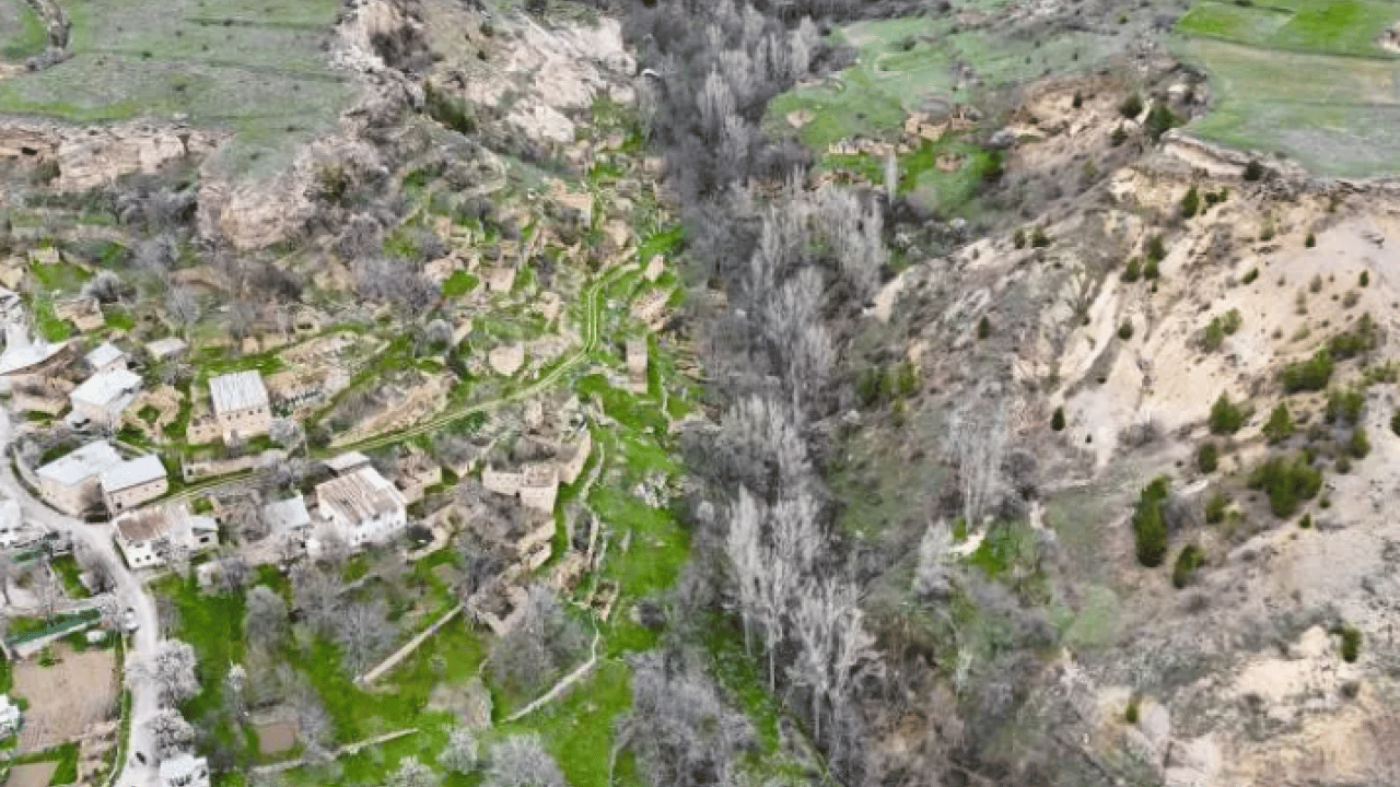 Foto - Yüzlerce kilometre uzaktaki doğal güzellik: 1993'ten beri kendi haline terk edildi! 