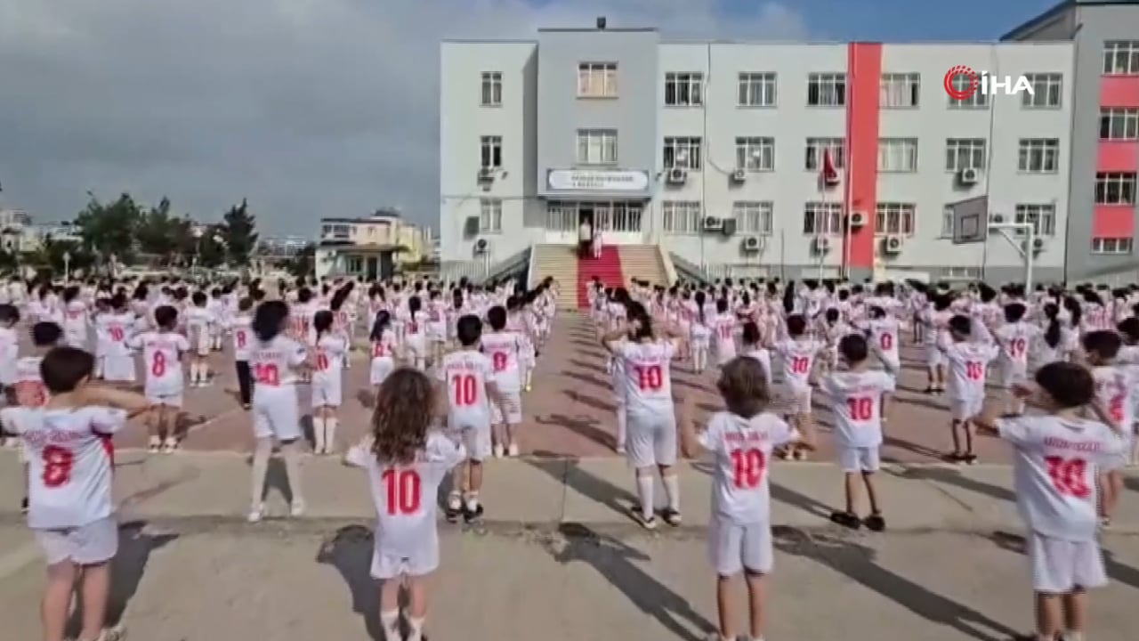 Yüzlerce öğrenci 10'a seslenmişti... Arda Güler'den cevap geldi!