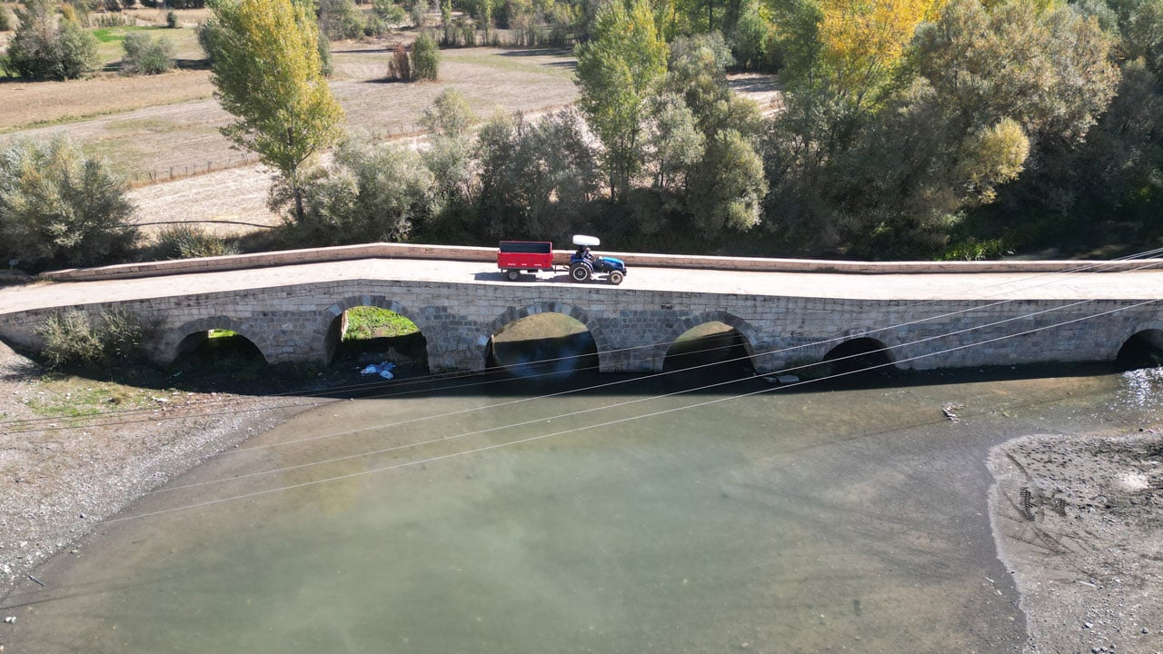 Foto - Yüzyılların tanığı! 2 bin yıldır zamana meydan okuyor