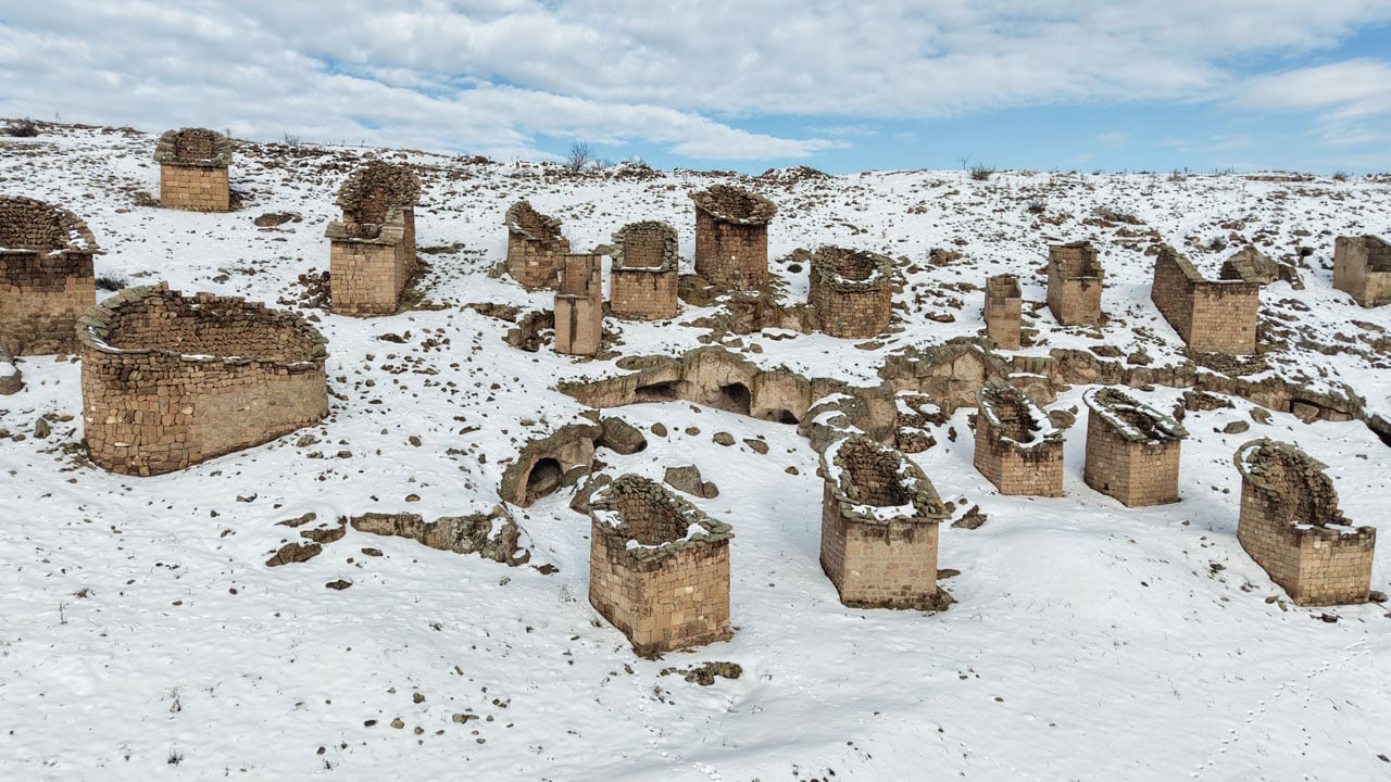 Yüzyıllık miras çöküyor! Tarihi güvercinlikler için zaman daralıyor