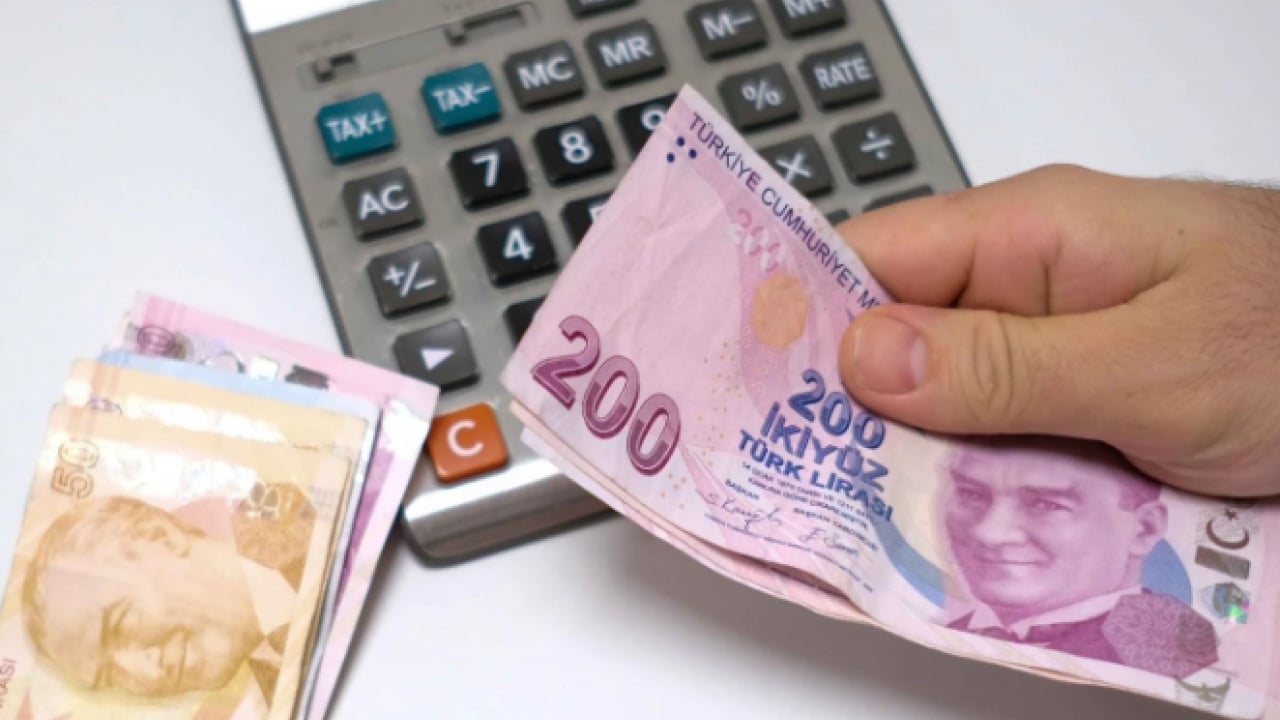 Foto - Zam yapılmayacağı açıklanmıştı! Emekli bayram ikramiyesinde herkesi ters köşe yapan iddia