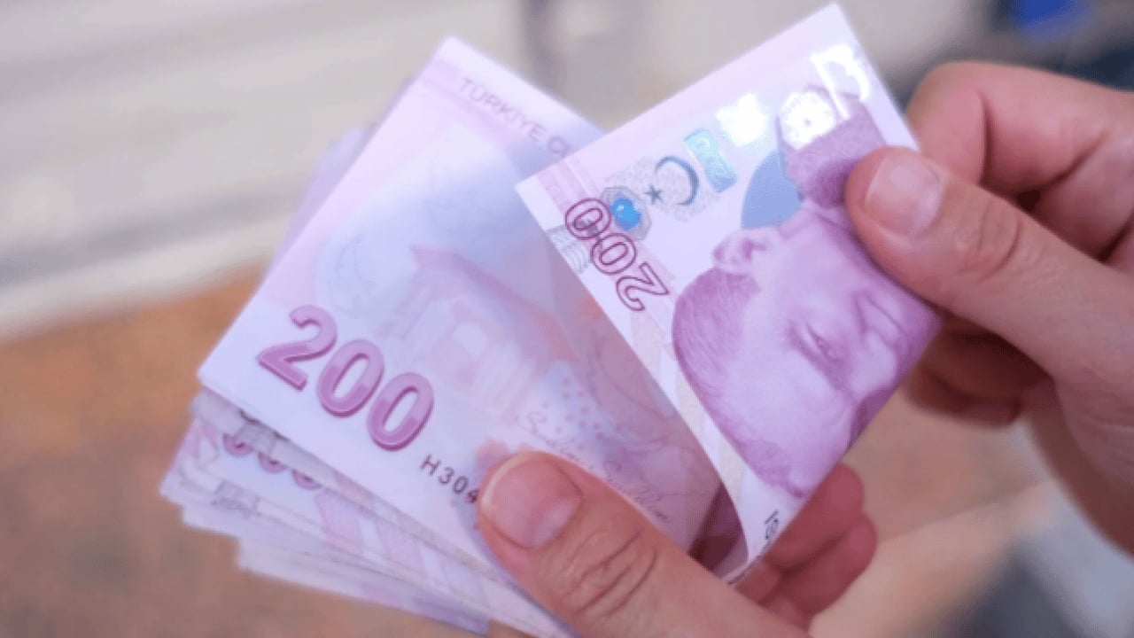 Foto - Zam yapılmayacağı açıklanmıştı! Emekli bayram ikramiyesinde herkesi ters köşe yapan iddia