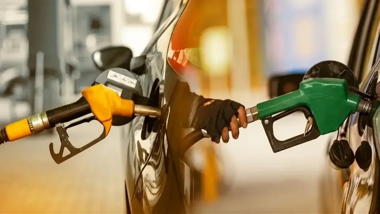 Foto - Zamlardan bezen sürücüler rahat bir nefes alacak! Akaryakıta okkalı indirim geldi