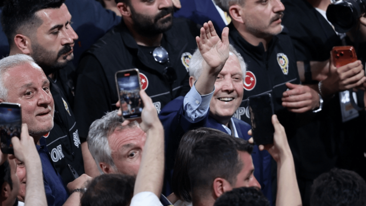 Foto - 'Zar' lakaplı başkan... Aziz Yıldırım'ı ilk tebrik eden isim: Hem ben hem sen kazandın