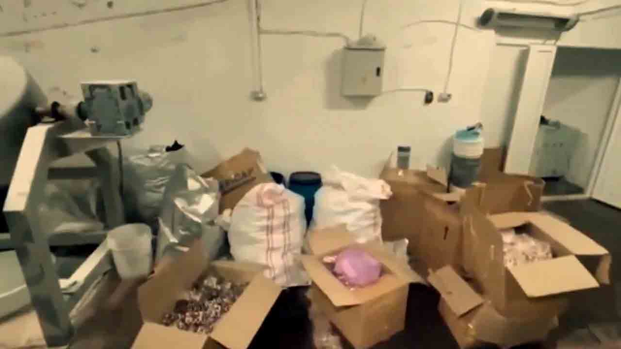 Foto - Zehir tacirlerine 69 ilde nefes kesen operasyon! Bin 18 şüpheli, 586 kg uyuşturucu, 4 milyon 715 bin 47 adet Uyuşturucu Hap ele geçirildi!