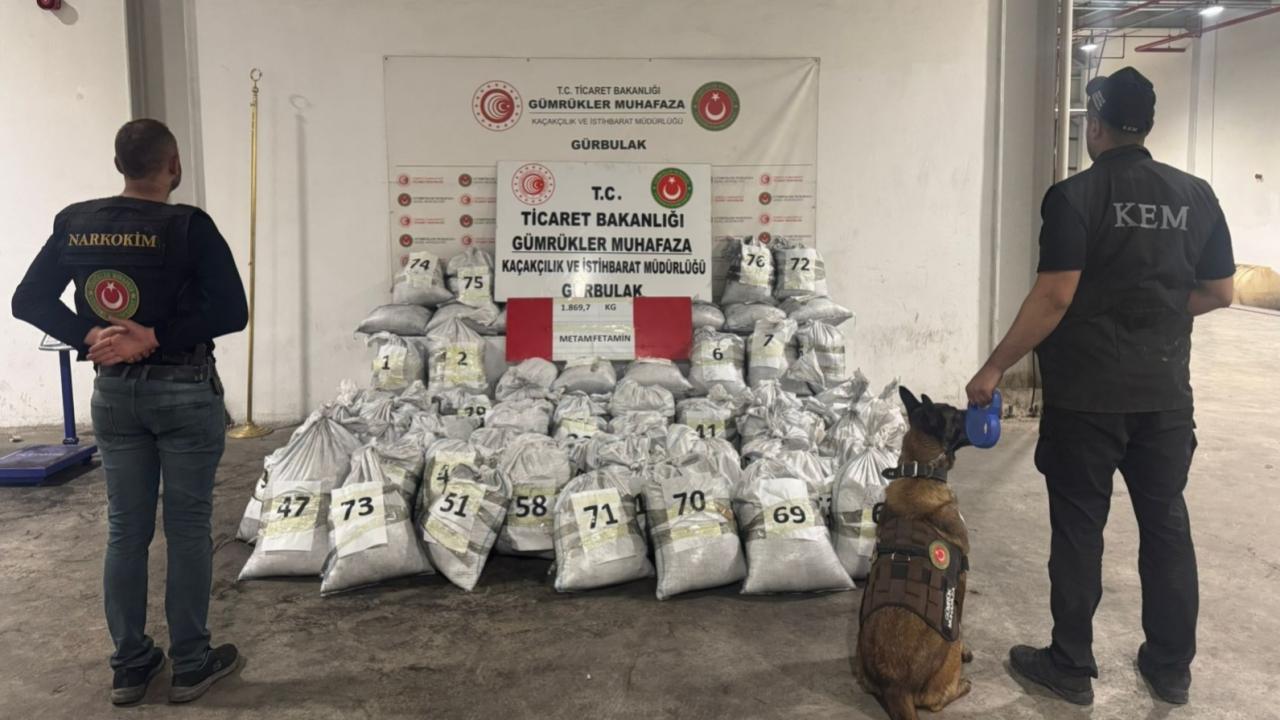 Foto - Zehir tacirlerine geçit yok! Gümrüklerde tonlarca uyuşturucu ele geçirdi