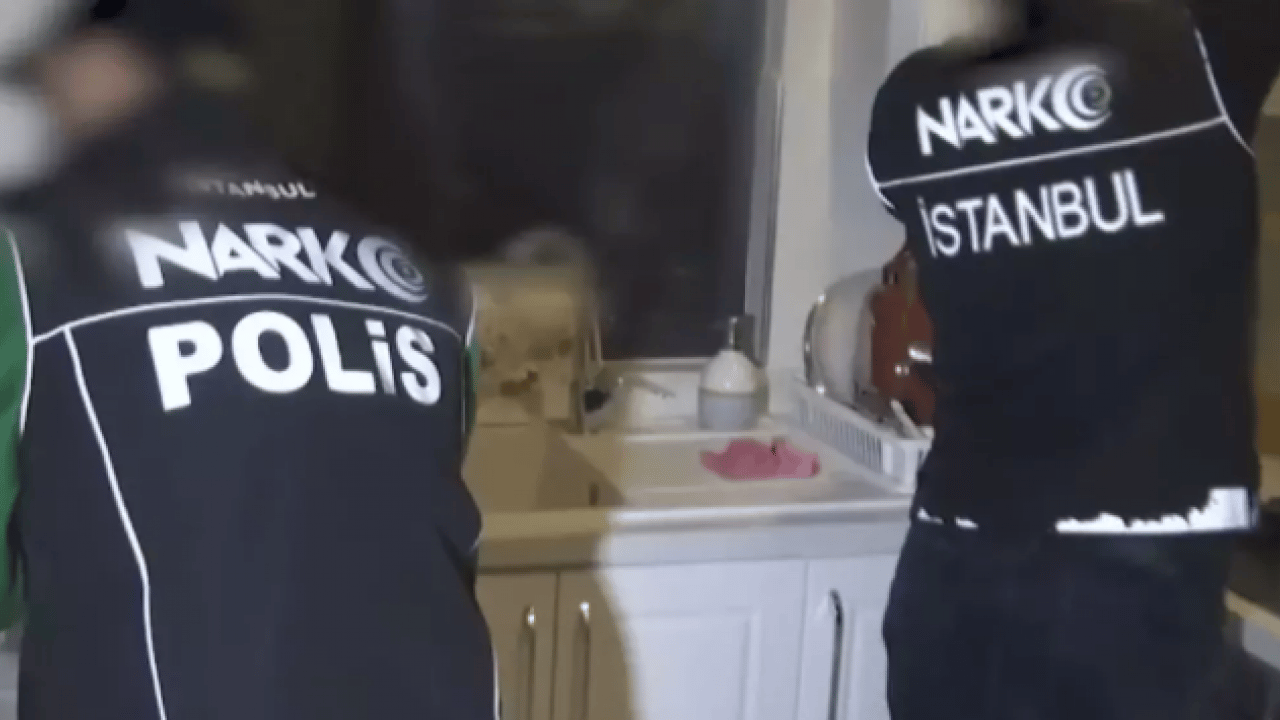 Foto - Zehir tacirlerine kapıkule darbesi: 240 kilo uyuşturucu ele geçirildi