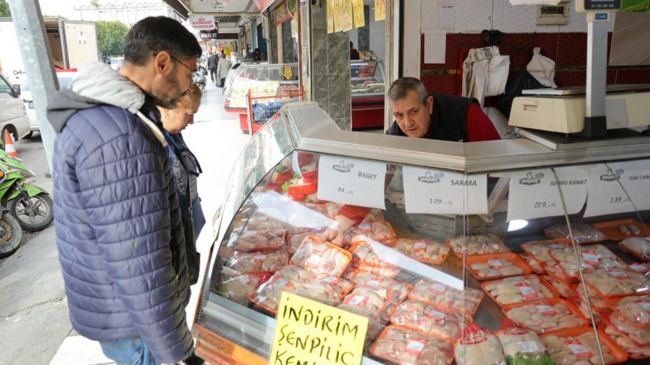 Foto - Zehirlenme vakaları tavuk fiyatlarını baskıladı