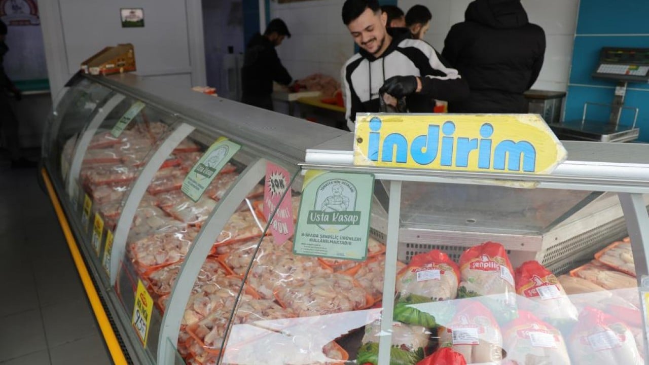 Foto - Zehirlenme vakaları tavuk fiyatlarını baskıladı