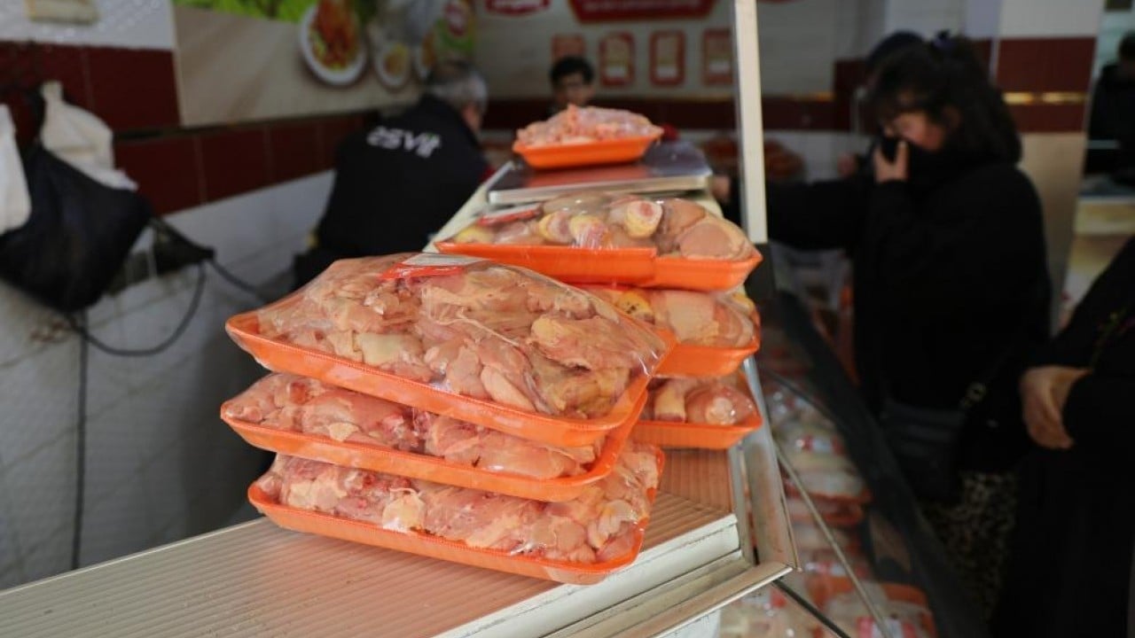 Zehirlenme vakaları tavuk fiyatlarını baskıladı