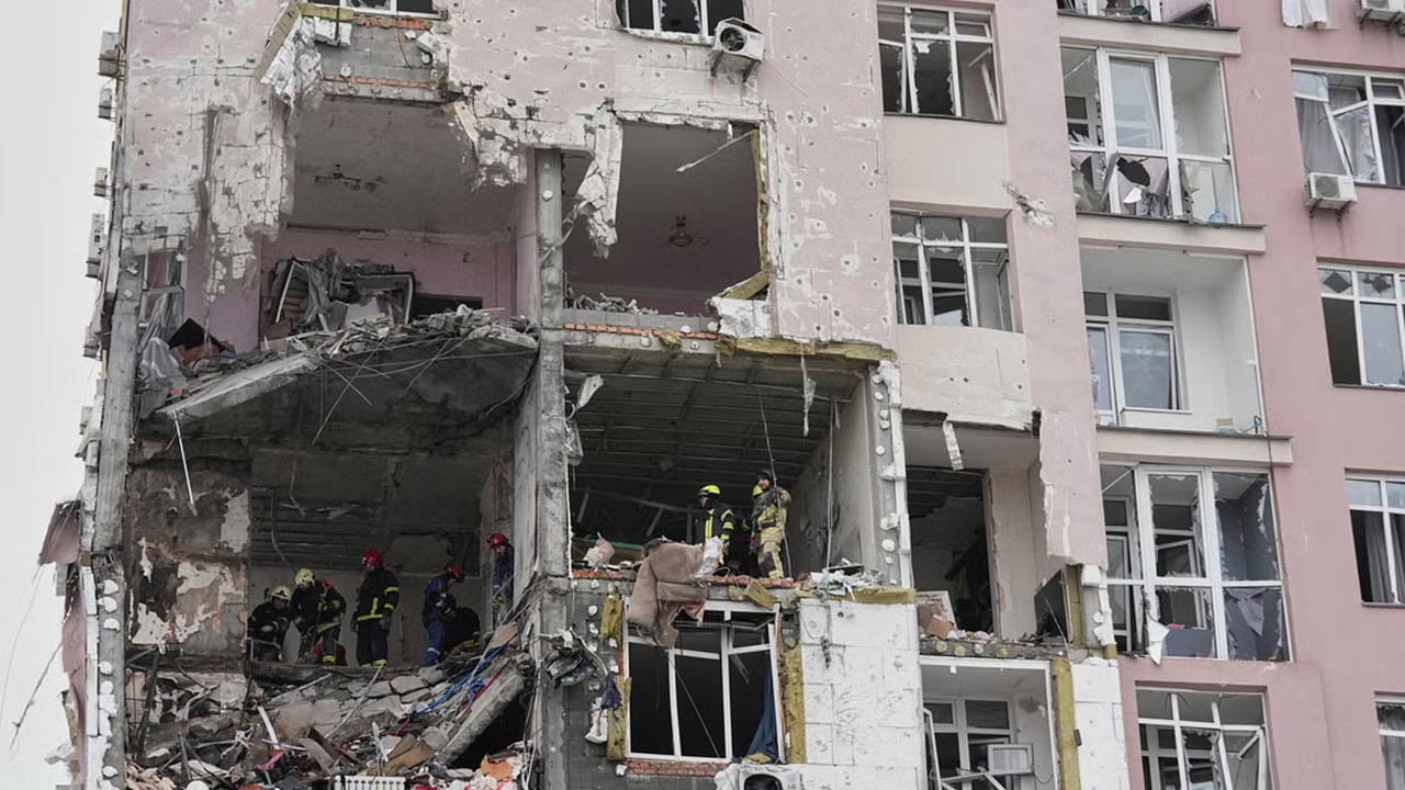 Foto - Zelenskiy Trump ile görüşürken Putin işi götürdü