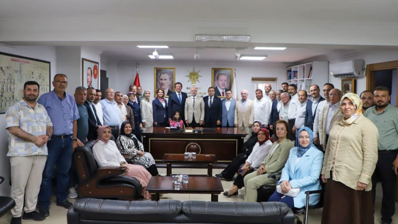 Foto - Zeybekci, AK Parti Afyonkarahisar İl Başkanlığı'nı ziyaret etti...