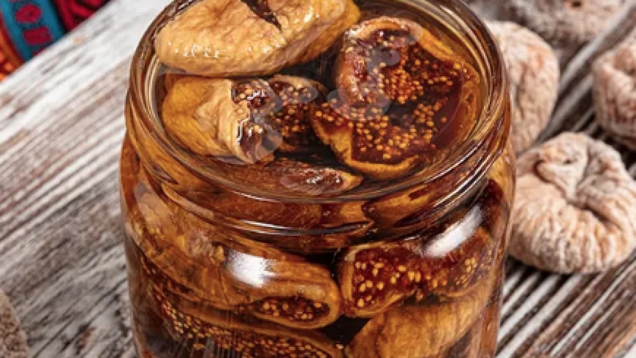 Foto - Şifa deposu: Zeytinyağında bekletin tüketin! O kuru meyve bağırsaklarınıza ilaç oluyor