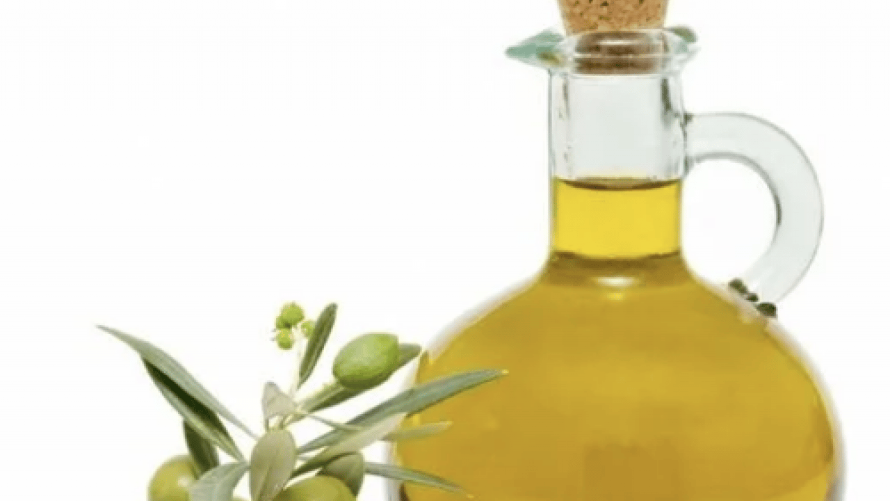 Foto - Zeytinyağının cilde mucize etkisi için içine 2 dal atın şahit olun! Akdeniz'in altın sıvısı...