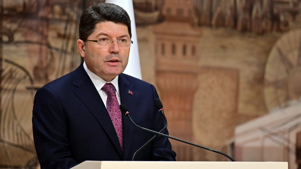 Foto - Zina ile ilgili skandal sözleri tepki çekmişti! O kadın avukatla ilgili hükümetten flaş açıklama