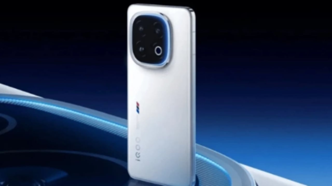 Foto - Zirvede sürpriz değişiklik: İşte şubat ayının en iyi Android telefonları!