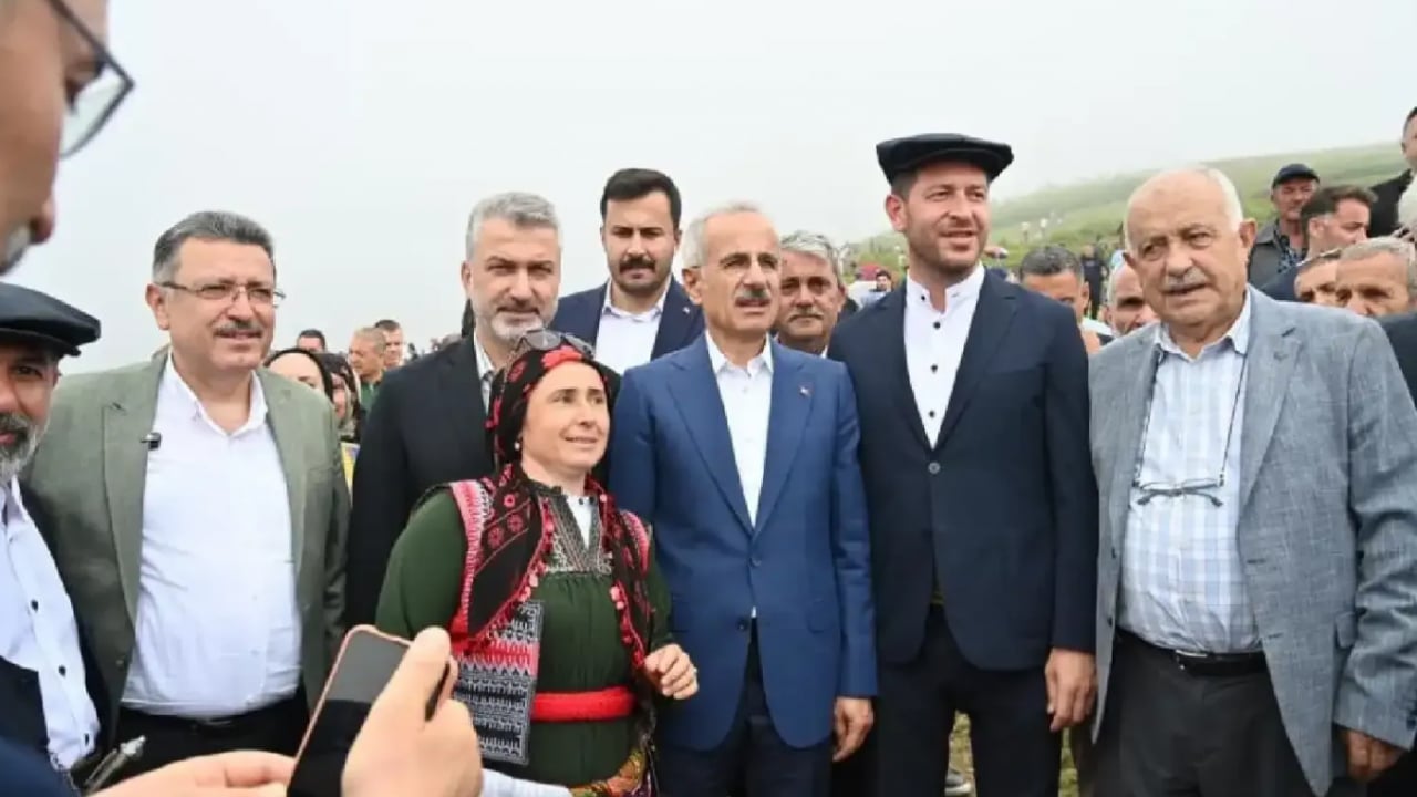 Foto - Zirveden birlik ve beraberlik mesajı: Bakan Uraloğlu Sis Dağı’ndan seslendi