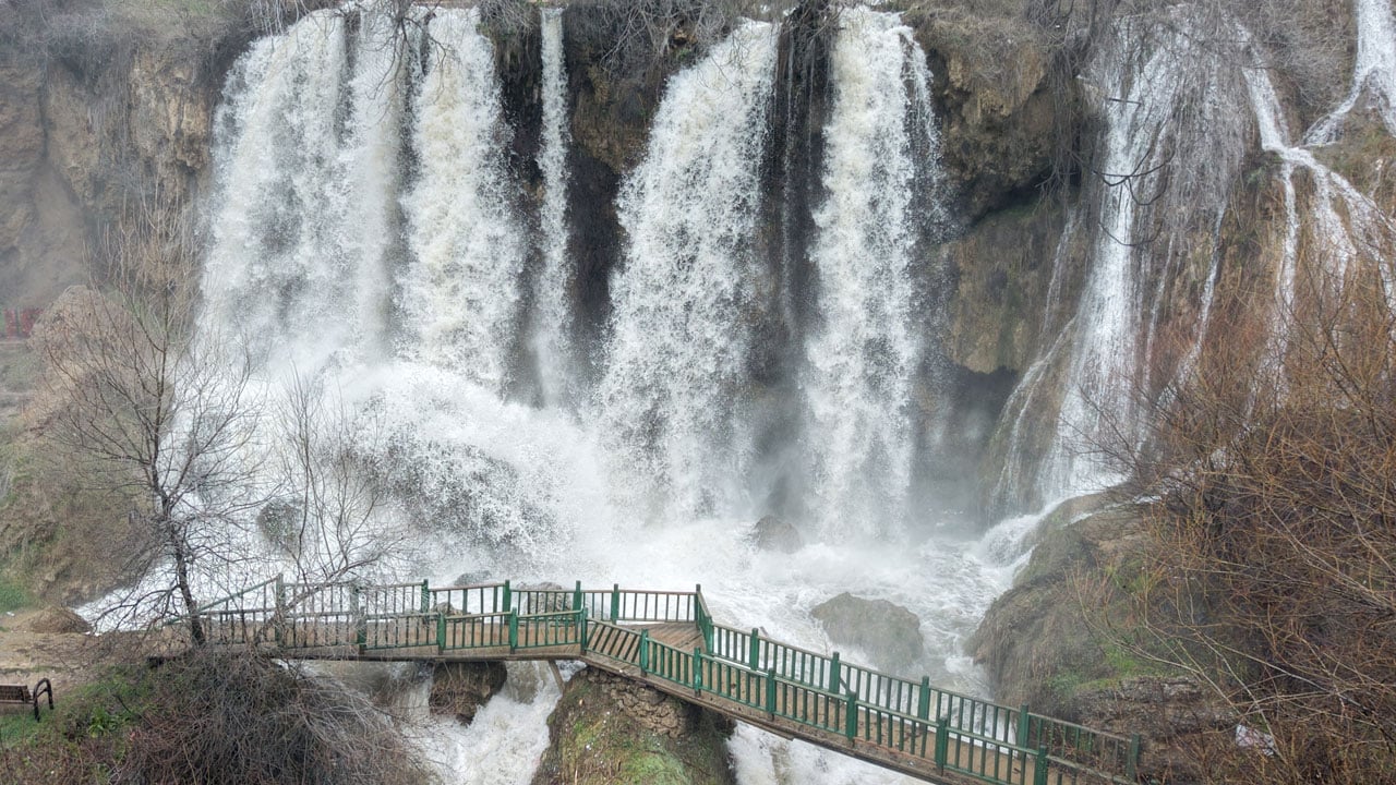 Foto - Ziyaretçi akını yaşanıyor! Son 20 yıldır ilk kez bu manzara yaşanıyor